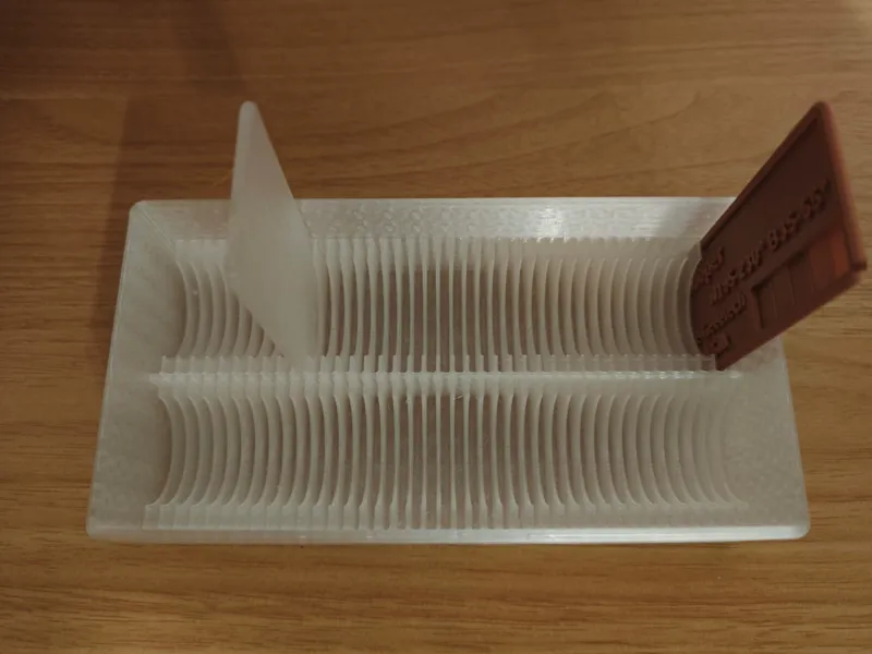 Halter Box für Filamentproben