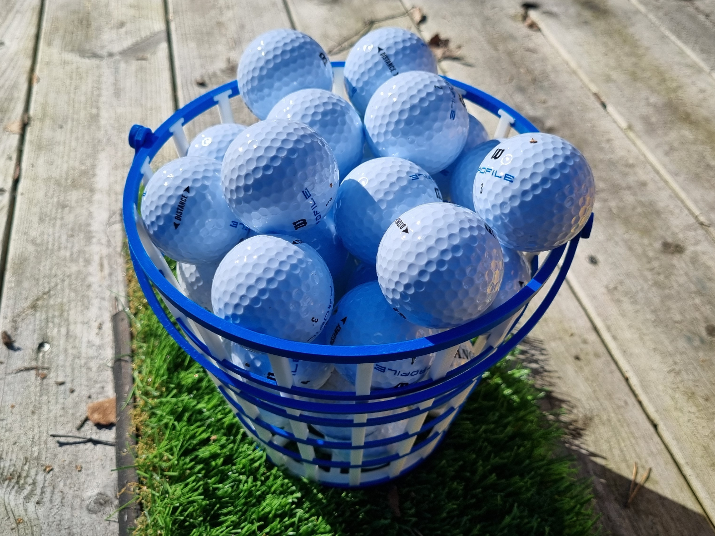 Golf ball range bucket
