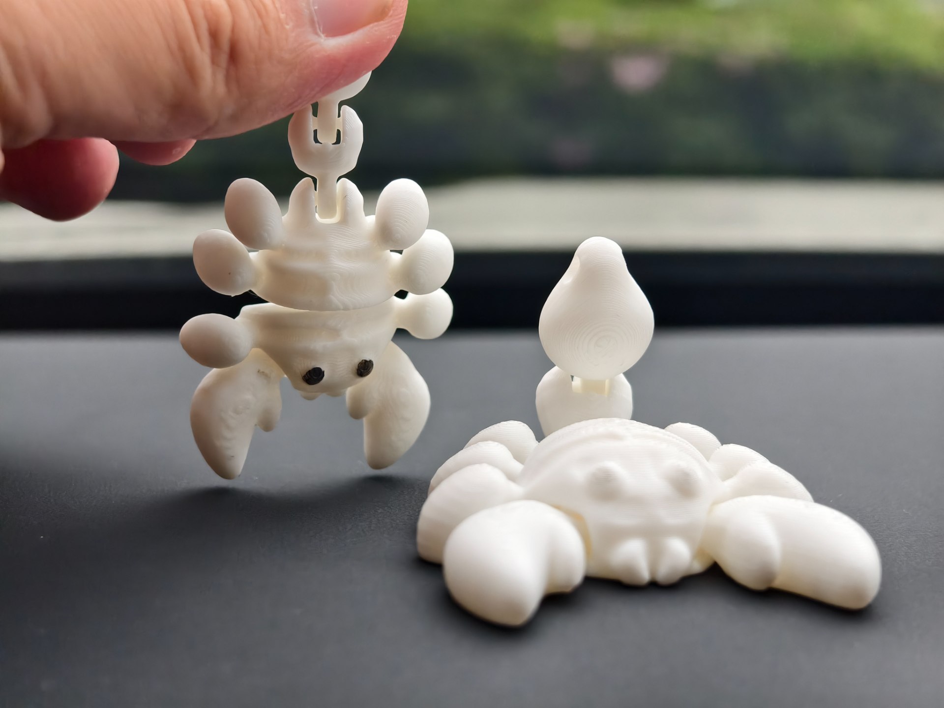Miniatura 1 do modelo 3D 5g的小蝎子挂饰，可以活动