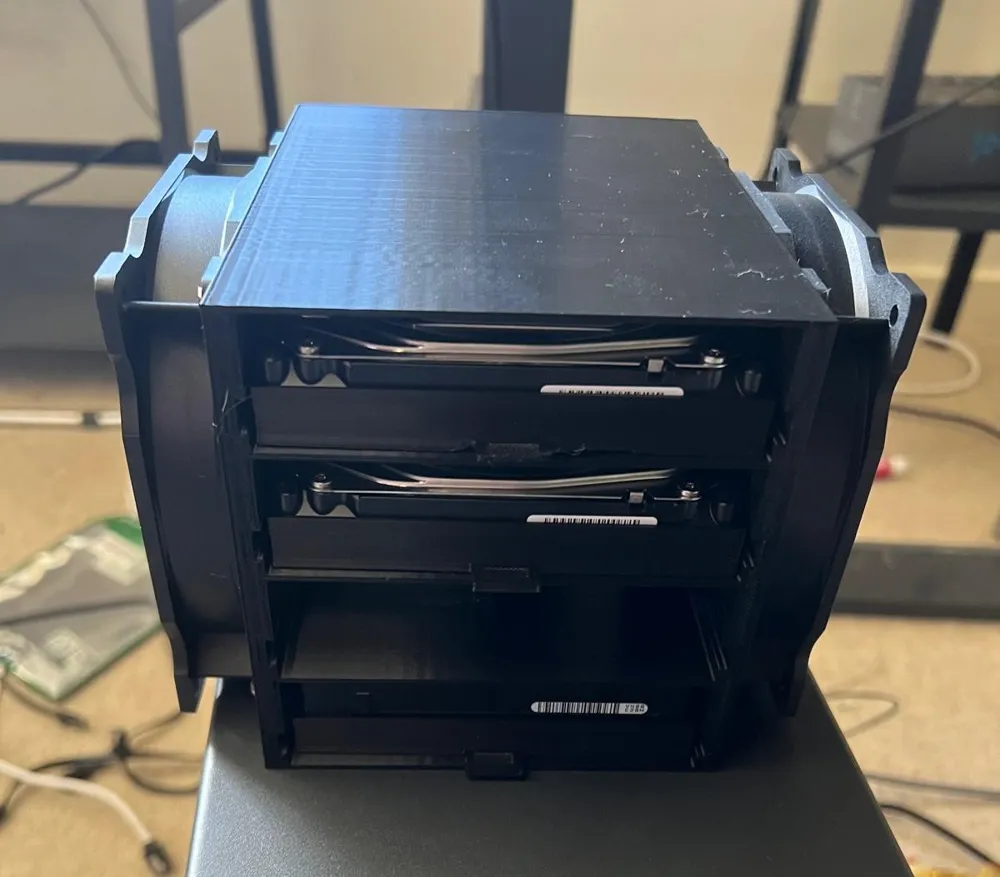 4 bay 3.5 HDD rack and caddies - Free 3D Print Model - MakerWorld