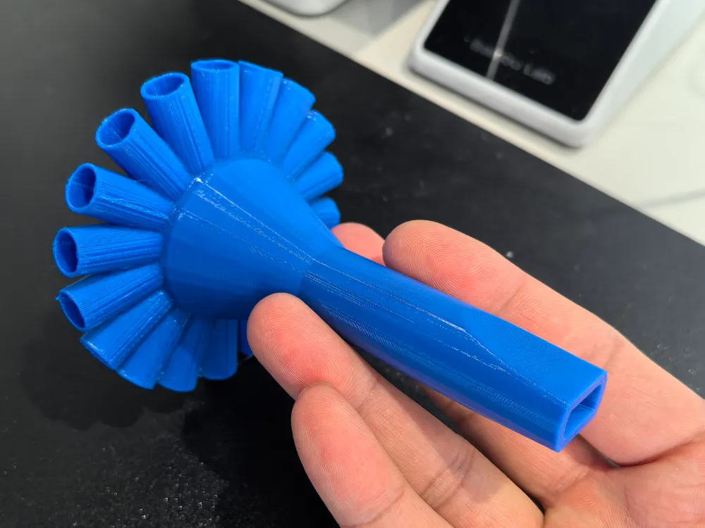 V8 Enhanced Star-Shaped 18-Cylinder Engine Array Cigarette Holder,  Exceptionally Practical - Free 3D Print Model