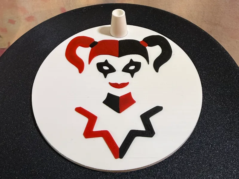 Harley Quinn Pen Stand