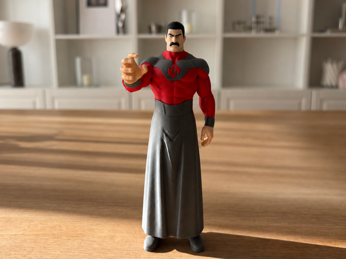 Thragg Grand Regent Figure Kit - Invincible