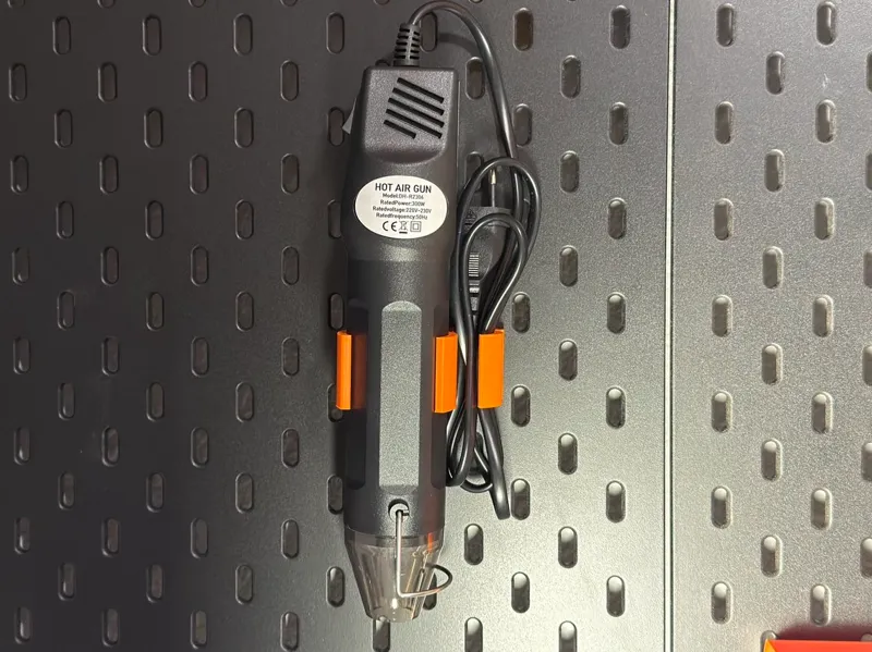 Skadis-Halterung für Mini- Heißluft-Pistole