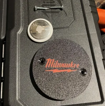 MILWAUKEE PACKOUT AIRTAG HOLDER