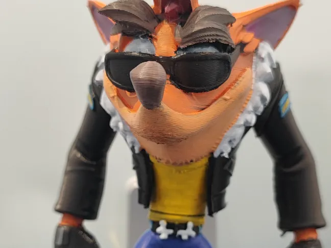 CRASH BANDICOOT