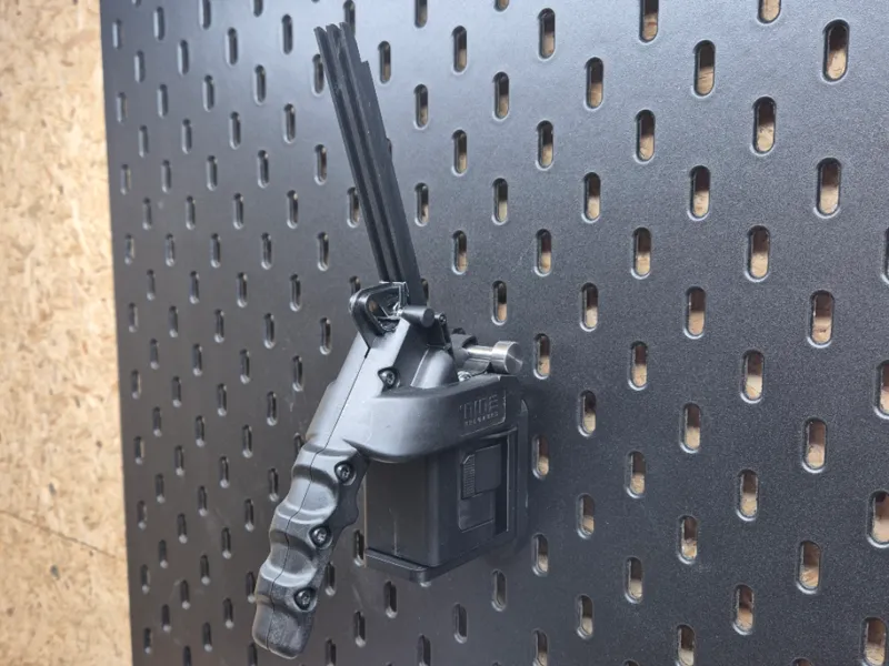 NINE Reloaded Speedloader Halter für Skadis