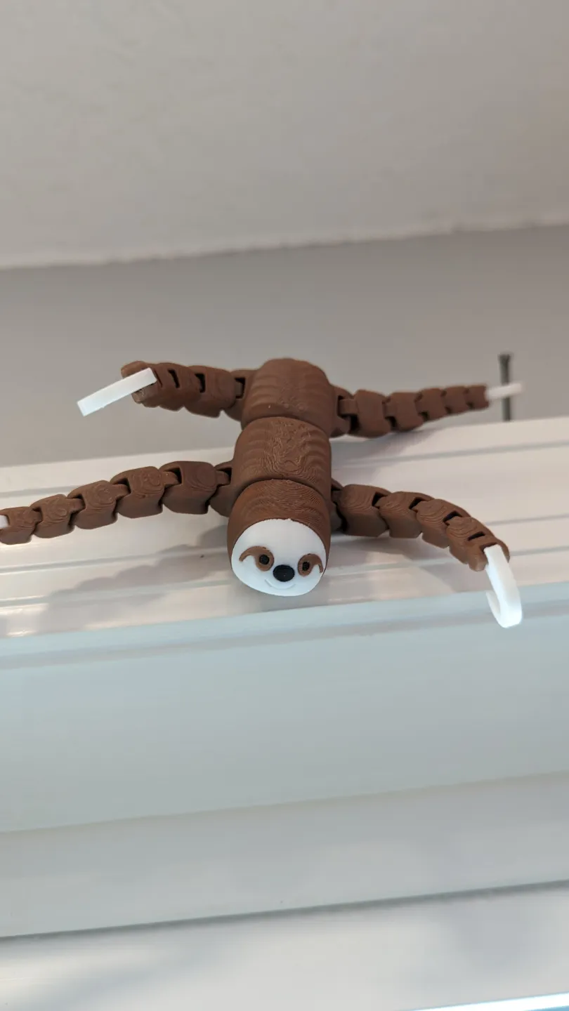 Flexi-Sloth with mulit-color face for AMS view 2