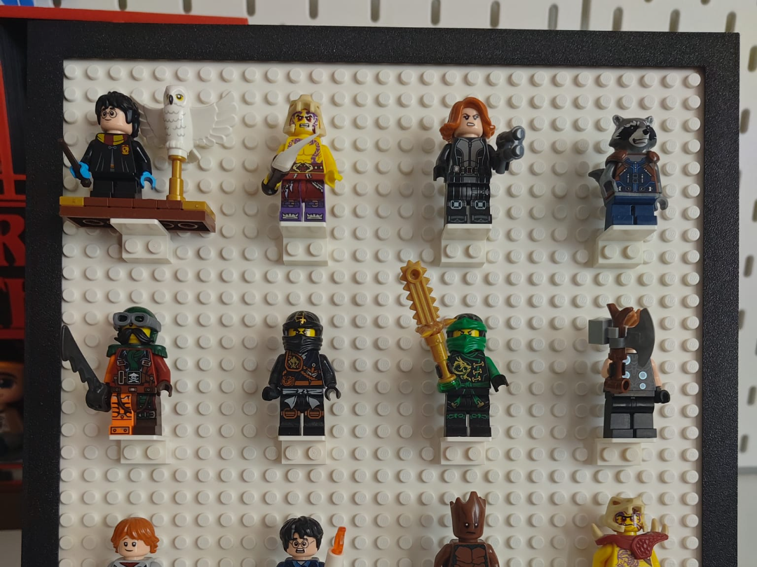 3D Printed Minifigure Display Frame