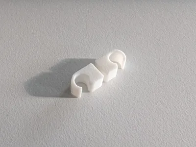 Cable clip with 360 degree rotation by D4V3IG - MakerWorld