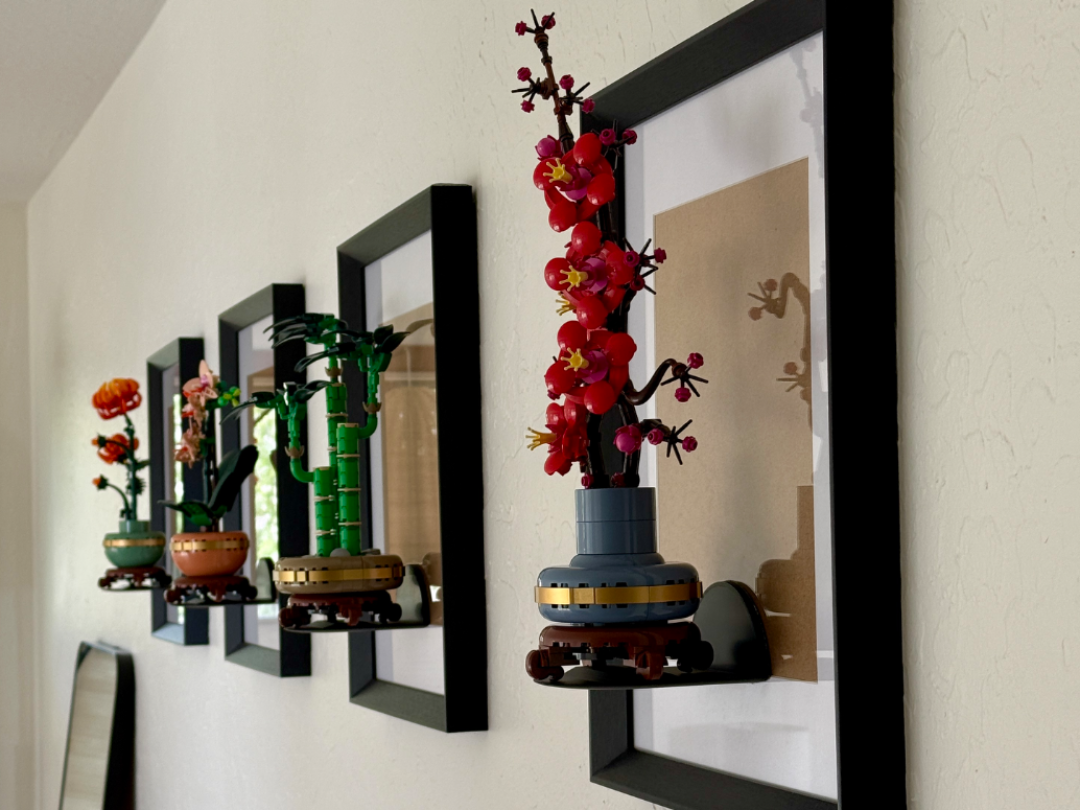 Four Gentlemen Botanical Wall Mount