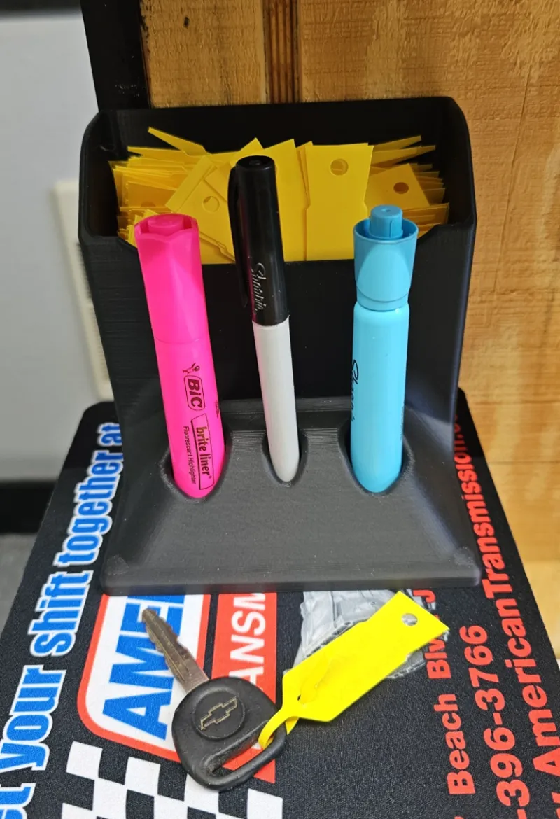 Key_Tag_Desk_Caddy