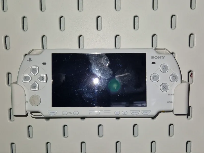 PSP Fat skadis wall mount