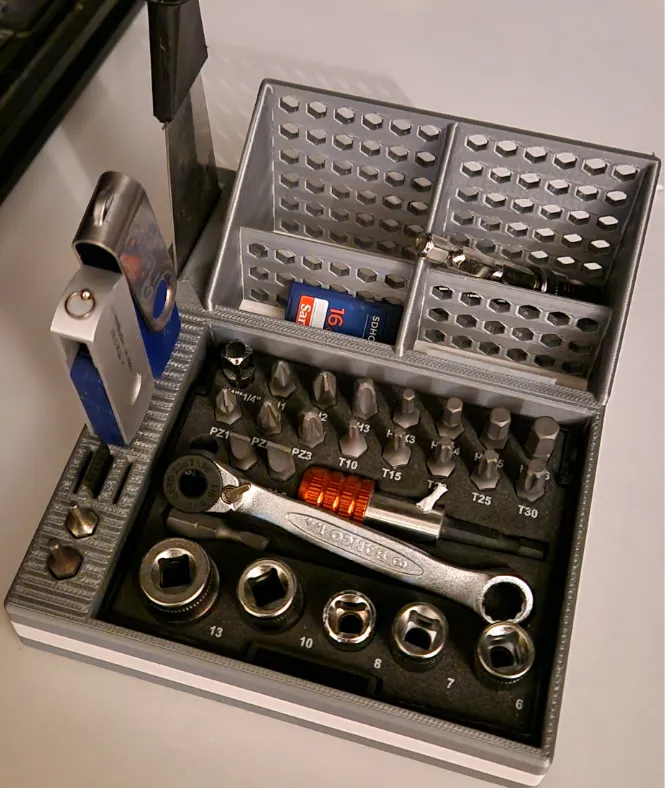 Tool Holder