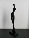 Reduced base height and increased figurine height to 25 cm.