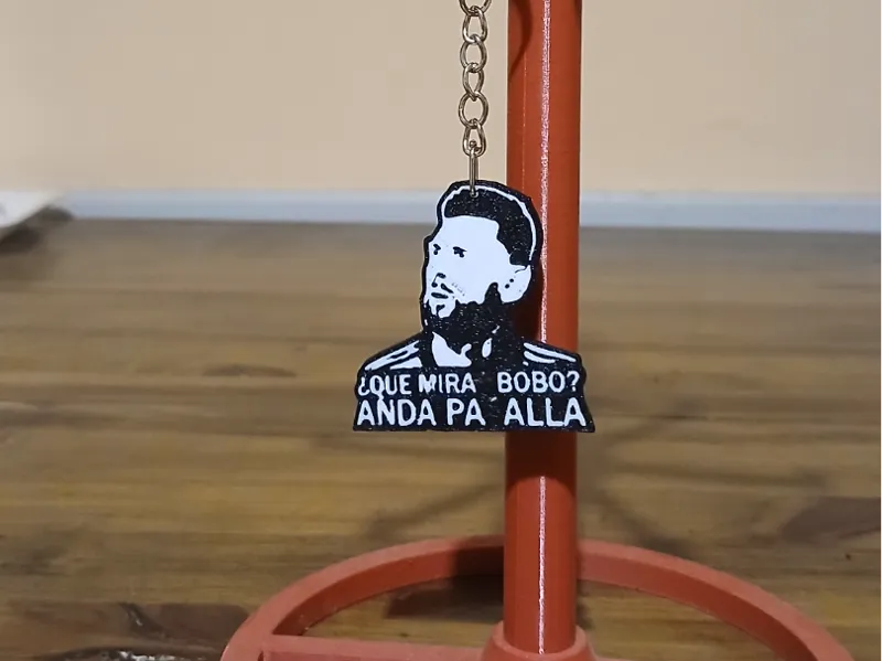 Llavero de messi "que mira bobo"