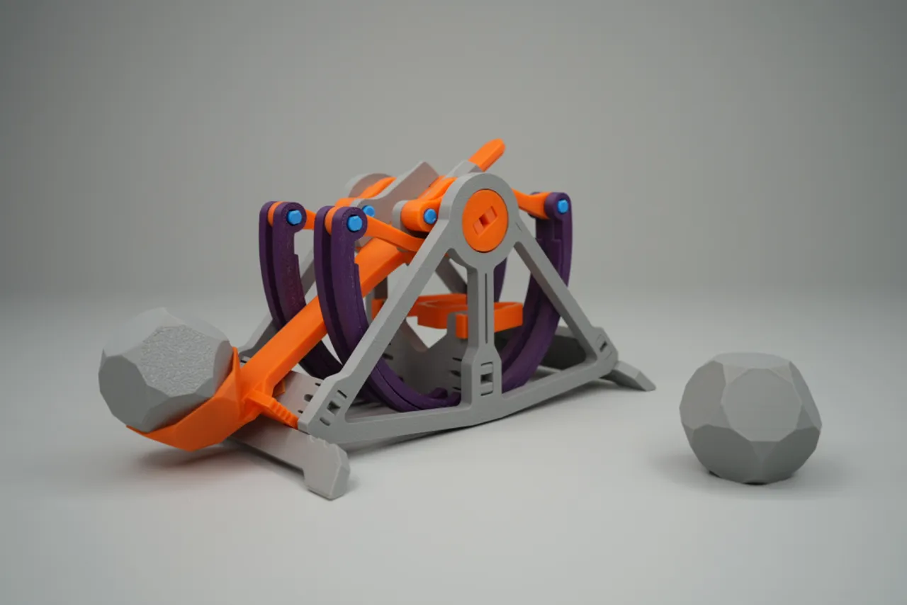 Catapult with leaf springs (snap-fit model) view 2