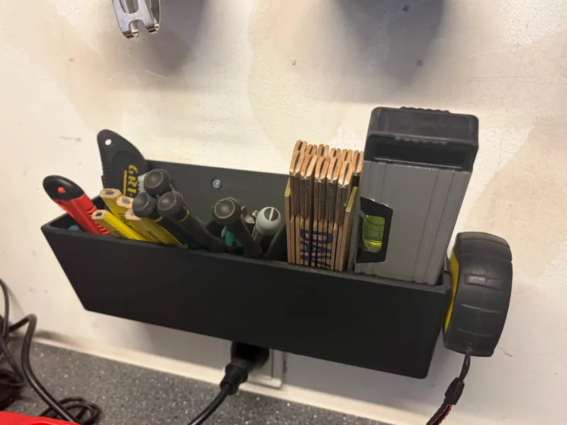 Workshop wall organizer 