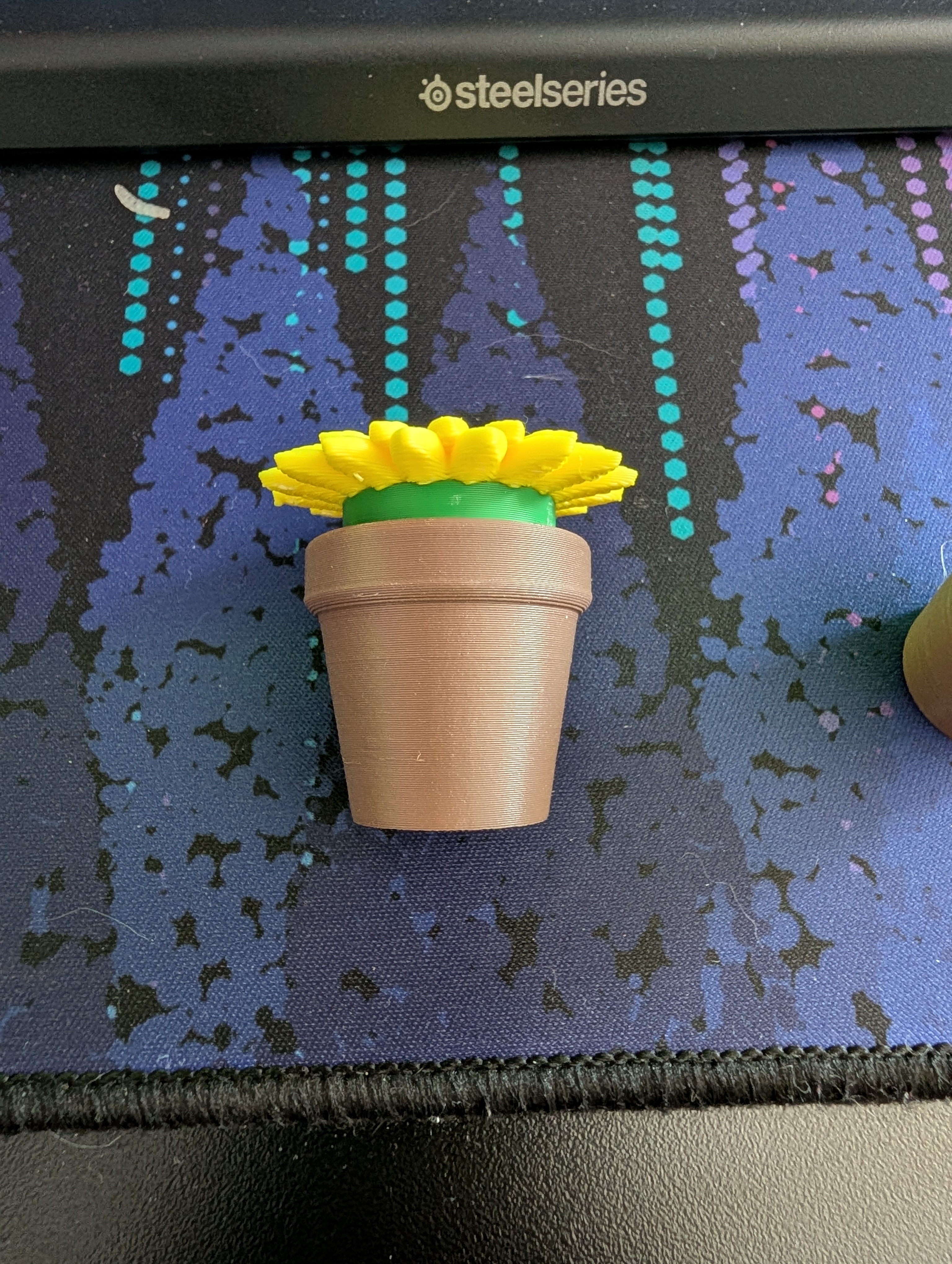 Miniatura 2 do modelo 3D SUNFLOWER CLICKER
