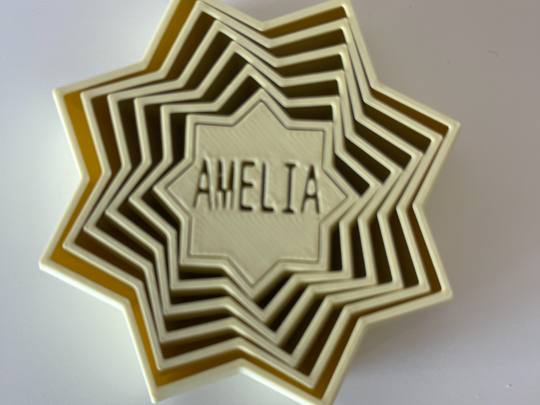 Customizable fidget star name