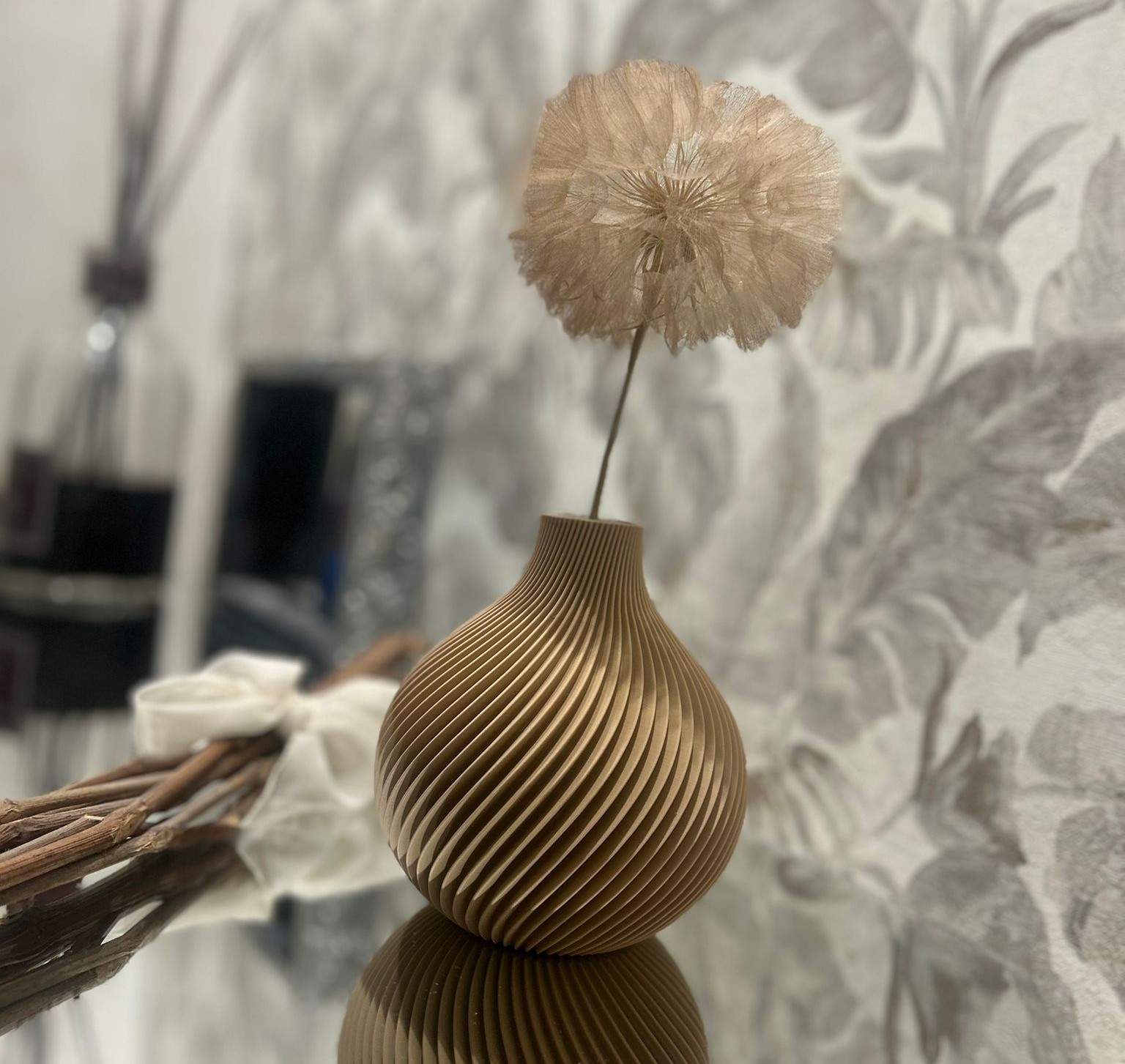 Miniatura 1 do modelo 3D vase ripple mini