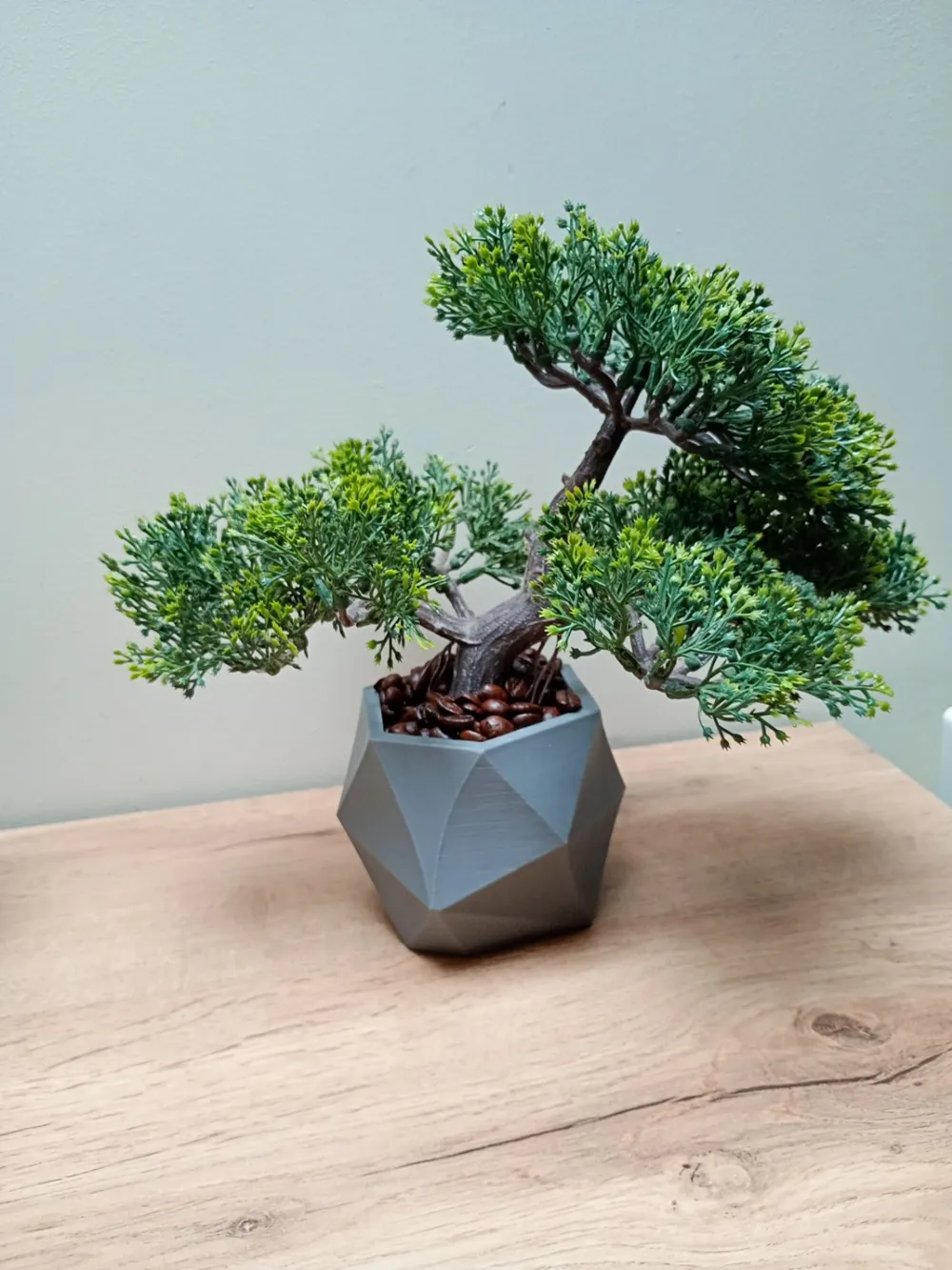 Modern Low Poly Planter - Free 3D Print Model - MakerWorld