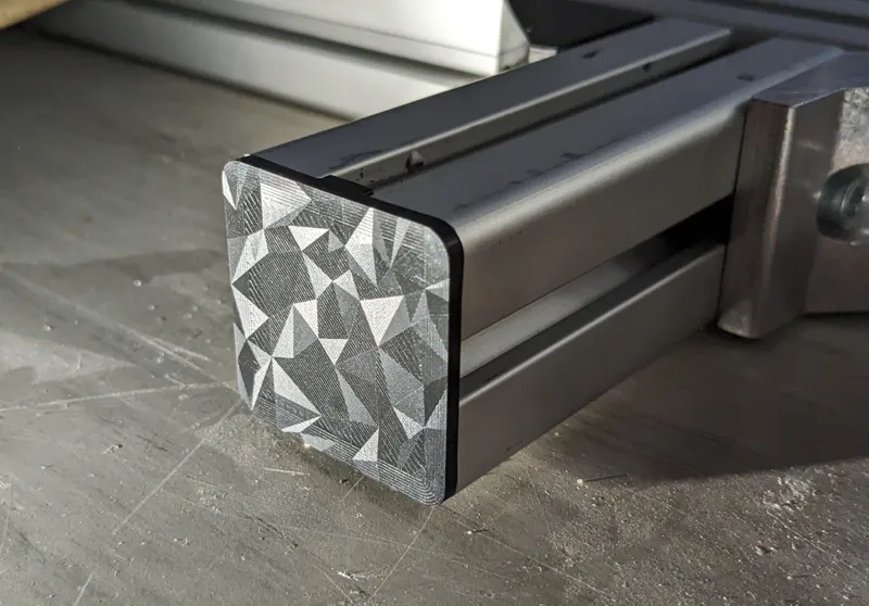 Endcap for 40 x 40 mm Extrusion with 11 mm center hole and 8mm slot