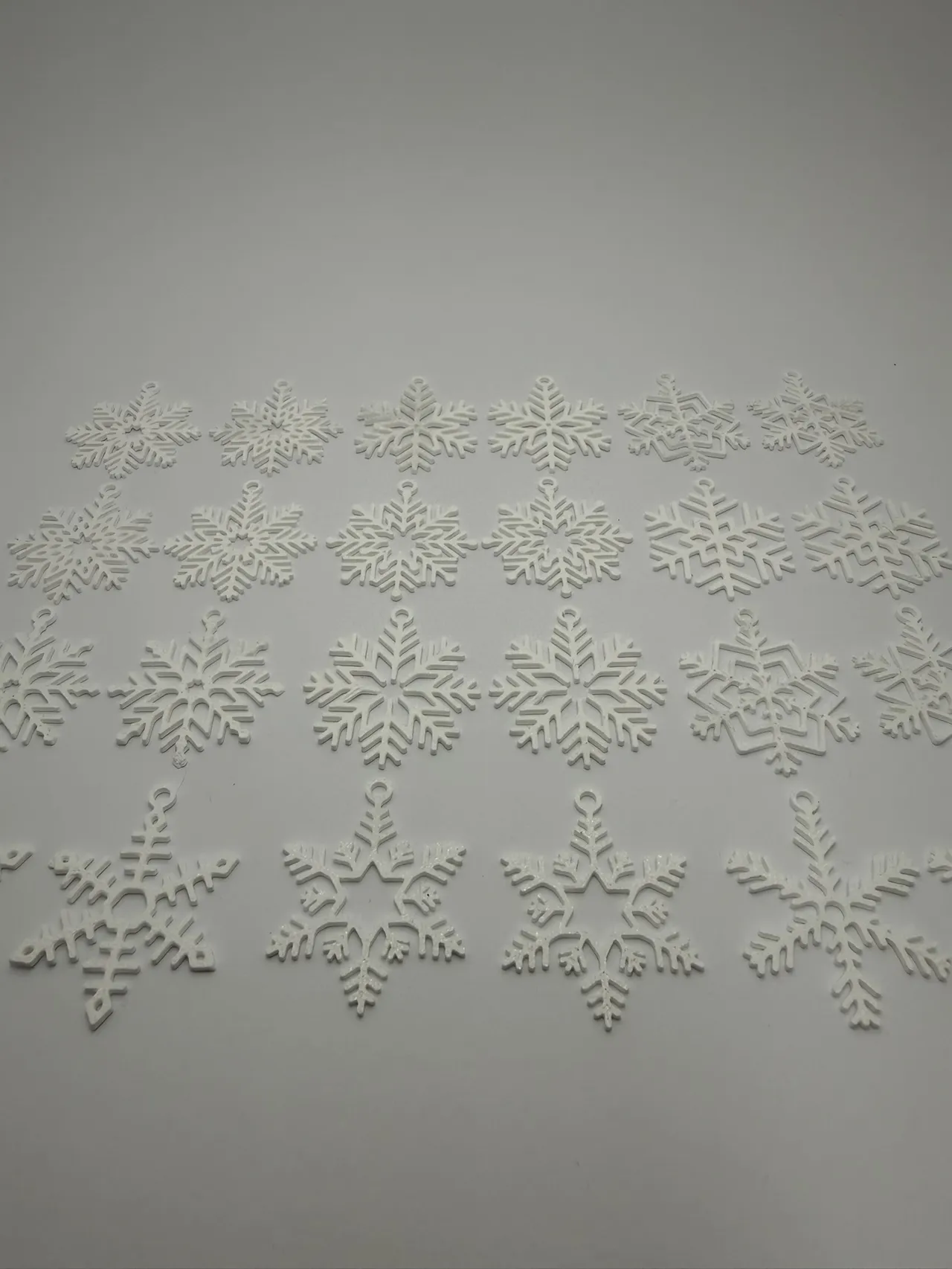 12 Paterns Snowflake Earrings (1.5g / Pair) view 4