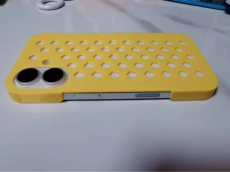 Iphone 16手机壳 Super Fit! 绝佳手感！（无任何Logo）