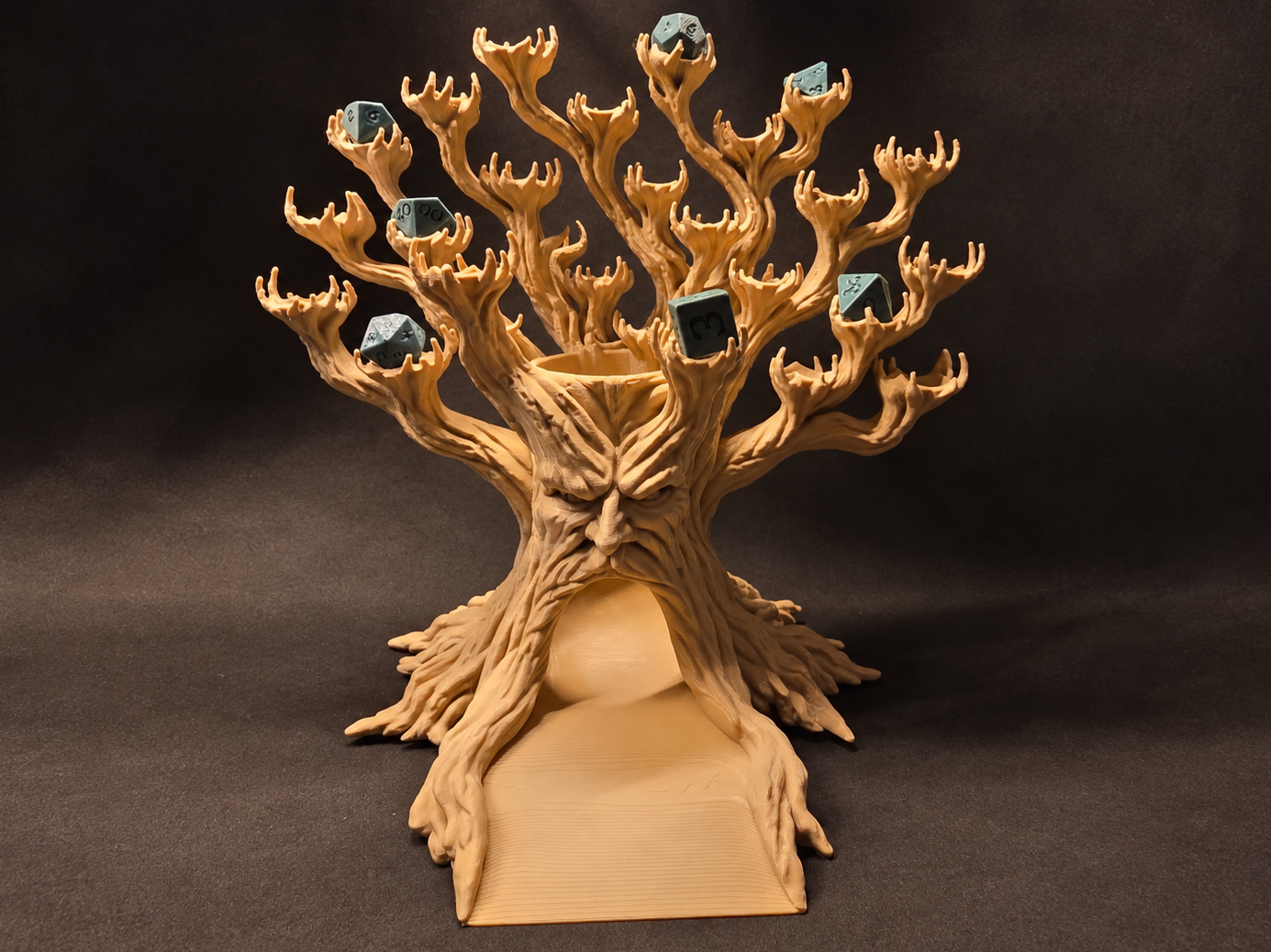 Angry Treant Dice Tower & 25 Dice Holder - 1