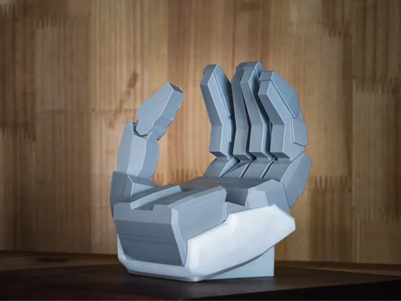 Gundam phone holder