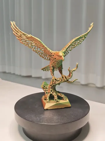 Figura decorativa: FlowWeave Eagle | Voronoi Flight Sculpture — vista de referencia 3