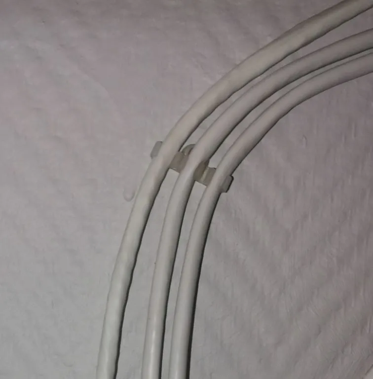 Ethernet cabel holder by Automatiserar.se - MakerWorld
