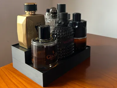 Minimalist Perfume Organizer