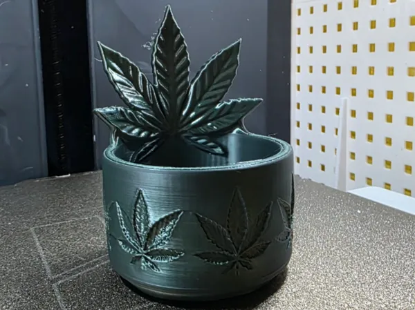 https://makerworld.bblmw.com/makerworld/model/US9e7c30a34b3bc/design/1cd5230865e2fd25.jpg