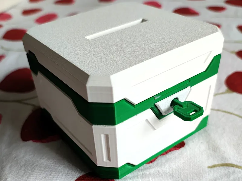 Lockable Coin Box / Money Storage Case 