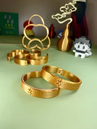 单色纯金,内径尺寸:6cm乘5cm 壁厚4mm