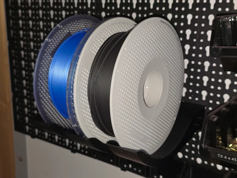 Parkside Pegboard Filament holder