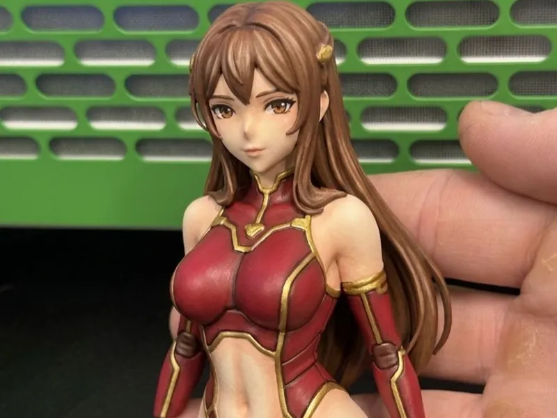 Sensual Anime SuperHeroine Girl Bust