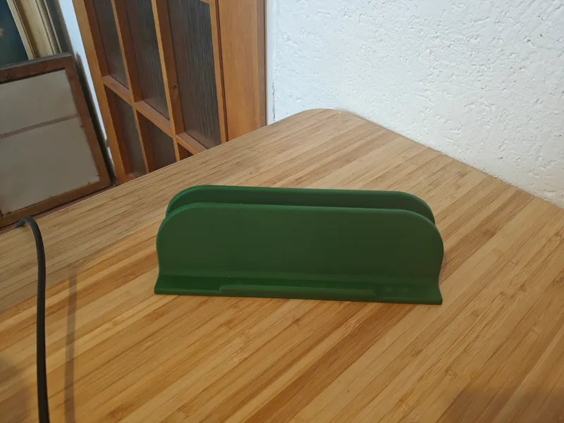 Vertical laptop stand with phone/tablet holder