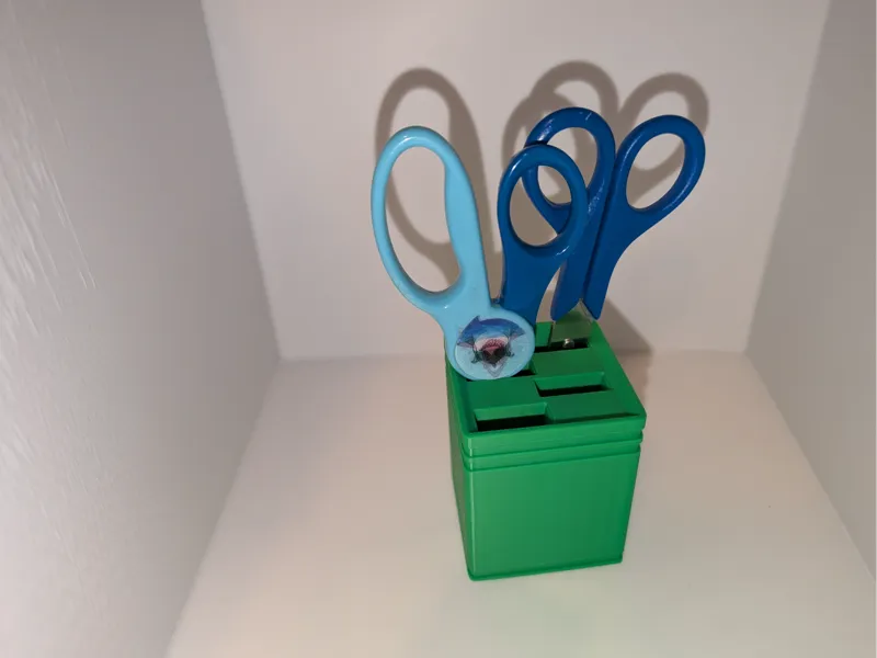 Classroom Scissor holder 4 - 2x2