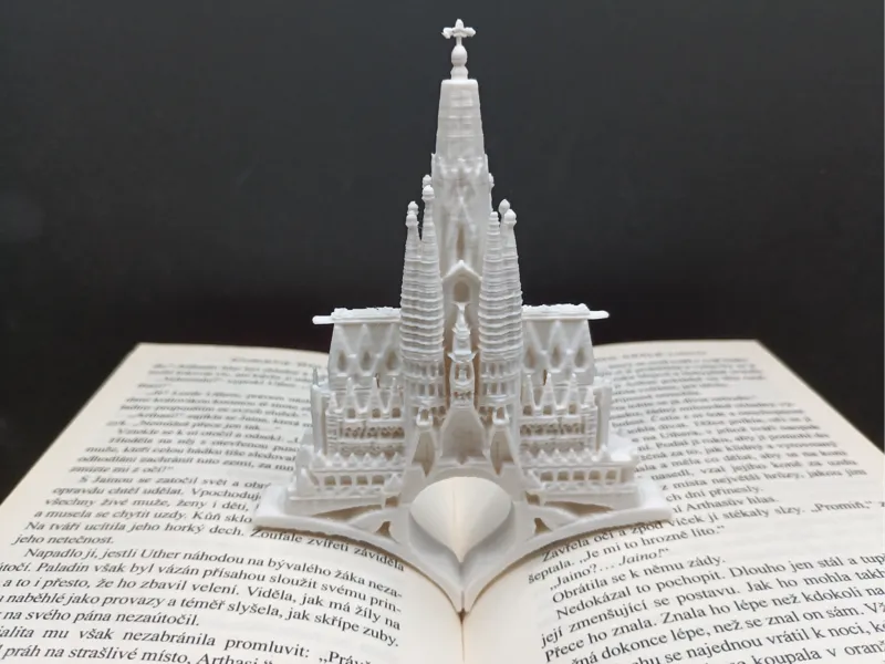 Sagrada Familia finger bookmark