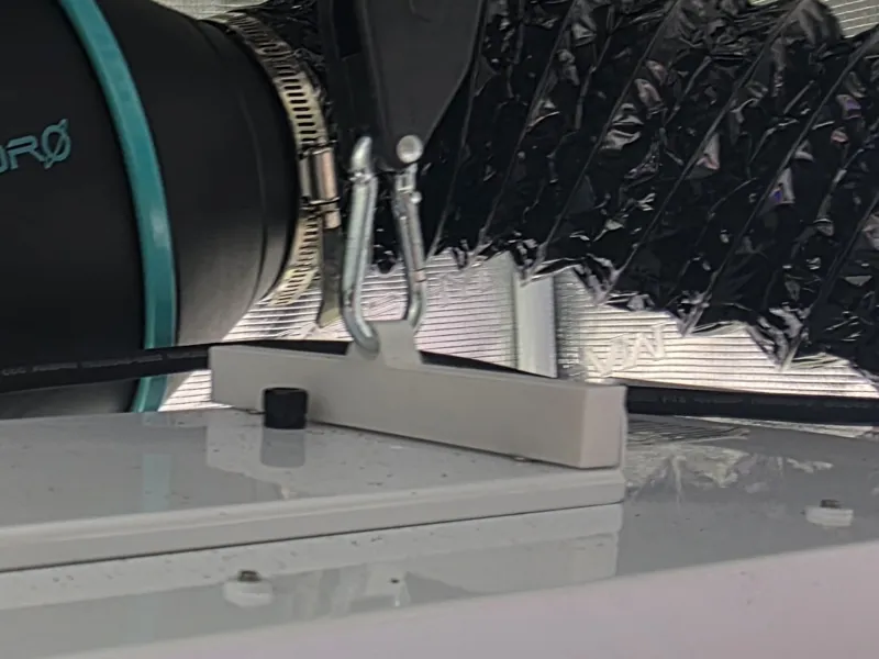 Halter für Mars Hydro TSL2000 