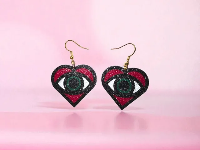 Eye heart earrings