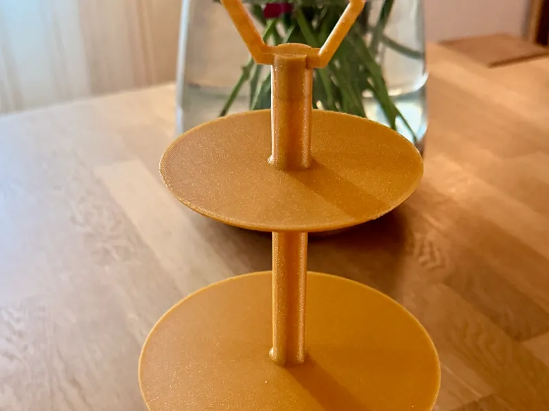 Konfekt / Pralinen Etagere