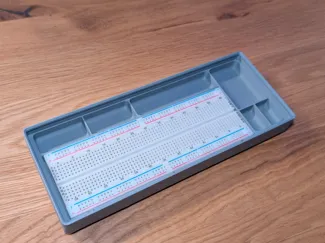 Stackable Gridfinity Breadboard Tray