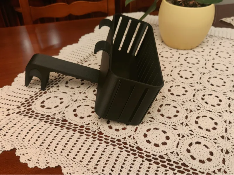 Walker Basket – Support for Personal Items