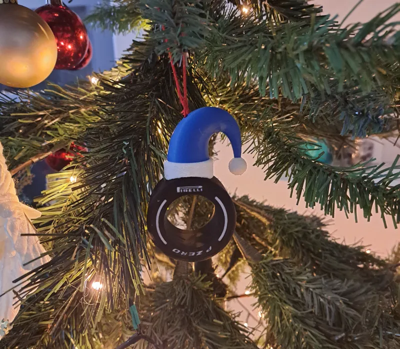 Christmas F1 tyre
