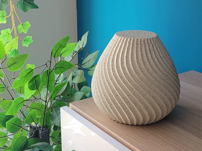 Fancy Spiral Vase / Urn