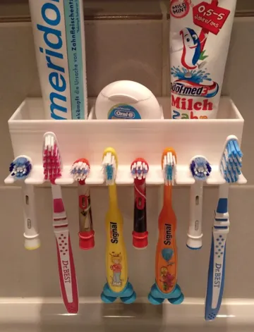 Organizador: Wall mountable Bathroom Organizer — vista de referencia 3